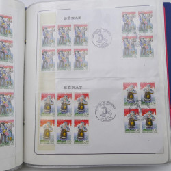 Collection timbres commémoratifs de France neufs et oblitérés.