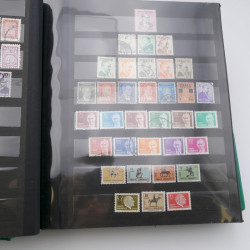 Lot de timbres de Turquie neufs et oblitérés en 2 albums.