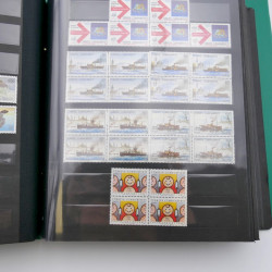 Lot de timbres de Turquie neufs et oblitérés en 2 albums.