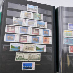 Lot de timbres de Turquie neufs et oblitérés en 2 albums.