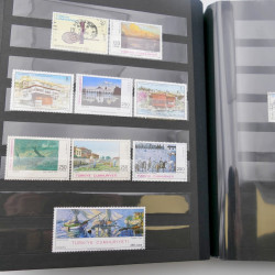Lot de timbres de Turquie neufs et oblitérés en 2 albums.
