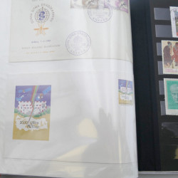 Lot de timbres de Turquie neufs et oblitérés en 2 albums.