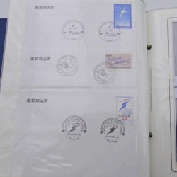 Vrac de timbres de France neufs et oblitérés en un carton.