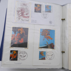 Vrac de timbres de France neufs et oblitérés en un carton.