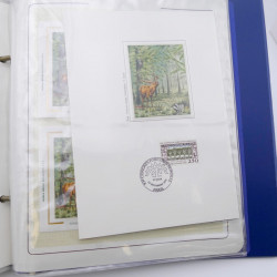 Vrac de timbres de France neufs et oblitérés en un carton.