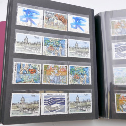 Vrac de timbres de France neufs et oblitérés en un carton.