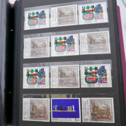 Vrac de timbres de France neufs et oblitérés en un carton.