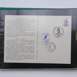 Vrac de timbres de France neufs et oblitérés en un carton.