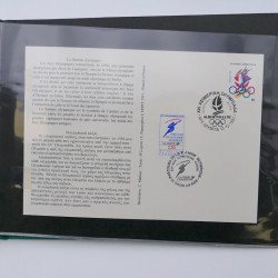 Vrac de timbres de France neufs et oblitérés en un carton.