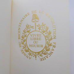 Vrac de timbres de France neufs et oblitérés en un carton.