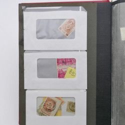 Vrac de timbres de France neufs et oblitérés en un carton.