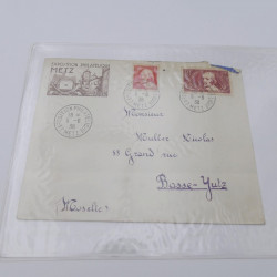 Vrac de timbres de France neufs et oblitérés en un carton.