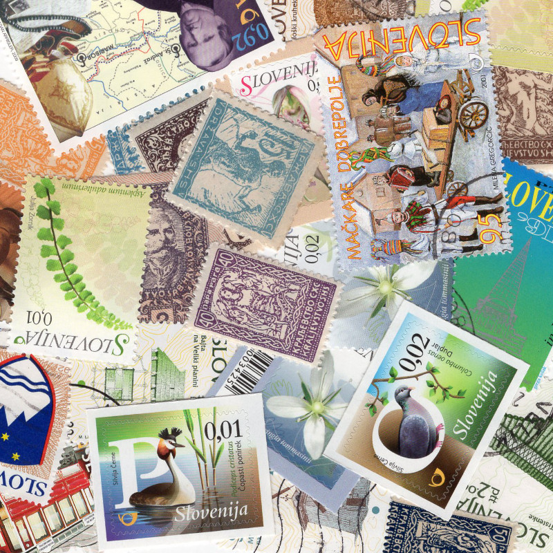 Slovénie 200 timbres de collection tous différents.