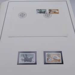 Collection historique des timbres Europa 1976-1979 en album Cérès.