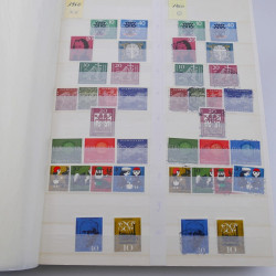 Lot de timbres d'Allemagne R.F.A. 1960-1982 neufs et oblitérés.