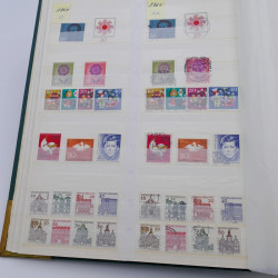 Lot de timbres d'Allemagne R.F.A. 1960-1982 neufs et oblitérés.