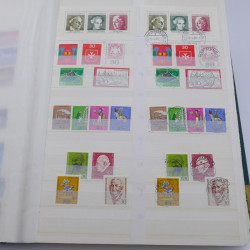 Lot de timbres d'Allemagne R.F.A. 1960-1982 neufs et oblitérés.