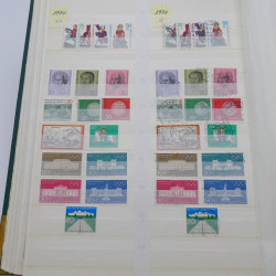 Lot de timbres d'Allemagne R.F.A. 1960-1982 neufs et oblitérés.