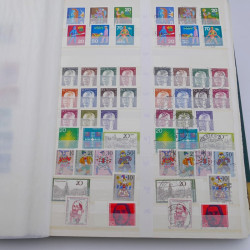 Lot de timbres d'Allemagne R.F.A. 1960-1982 neufs et oblitérés.