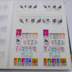 Lot de timbres d'Allemagne R.F.A. 1960-1982 neufs et oblitérés.