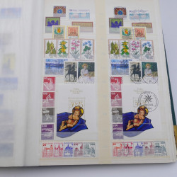 Lot de timbres d'Allemagne R.F.A. 1960-1982 neufs et oblitérés.