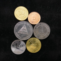 Nicaragua 6 monnaies de collection.