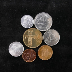 Slovaquie 7 monnaies de collection.