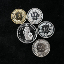 Suisse 5 monnaies de collection.