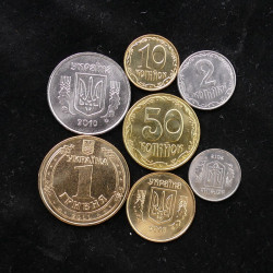 Ukraine 7 monnaies de collection.