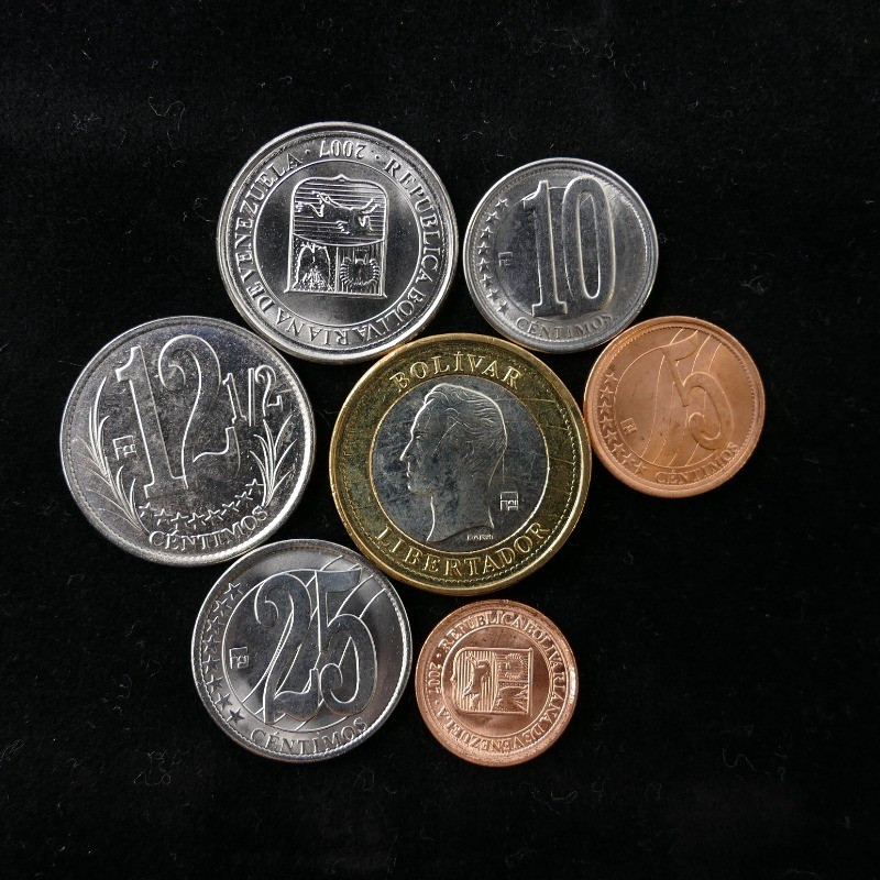 Venezuela 7 monnaies de collection.