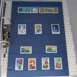 Collection timbres de France neufs** 2002-2005 en trimestre.