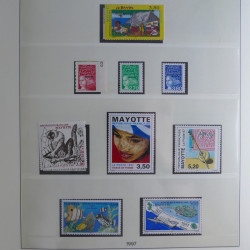 Collection de timbres neufs Mayotte 1892-2011 en album Lindner.