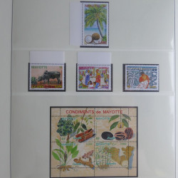 Collection de timbres neufs Mayotte 1892-2011 en album Lindner.