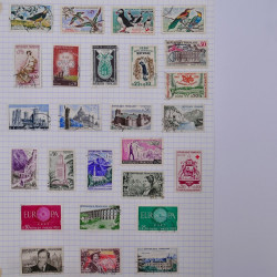 Collection timbres de France 1960-1983 neufs et oblitérés en 3 albums.