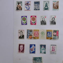 Collection timbres de France 1960-1983 neufs et oblitérés en 3 albums.