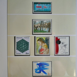 Collection timbres de France 1960-1983 neufs et oblitérés en 3 albums.