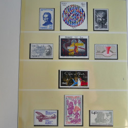 Collection timbres de France 1960-1983 neufs et oblitérés en 3 albums.