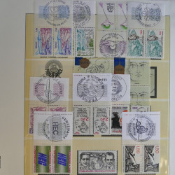 Collection timbres de France 1960-1983 neufs et oblitérés en 3 albums.