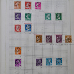 Lot de timbres France fin de catalogue neufs et oblitérés en un album.