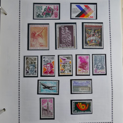 Collection timbres de France 1900-1975 neufs en album.
