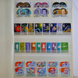 Vrac philatélique de timbres du monde en un carton.