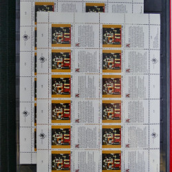 Lot de feuillets timbres de Nations Unies neufs** en 3 albums.