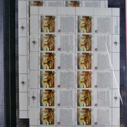 Lot de feuillets timbres de Nations Unies neufs** en 3 albums.