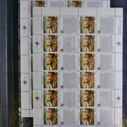 Lot de feuillets timbres de Nations Unies neufs** en 3 albums.