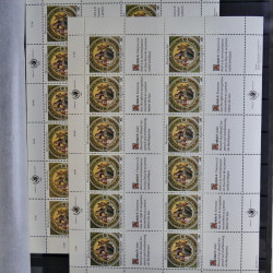 Lot de feuillets timbres de Nations Unies neufs** en 3 albums.