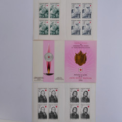 Vrac de timbres de France neufs et oblitérés en un carton.