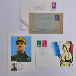 Vrac de timbres de France neufs et oblitérés en un carton.