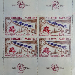 Vrac de timbres de France neufs et oblitérés en un carton.
