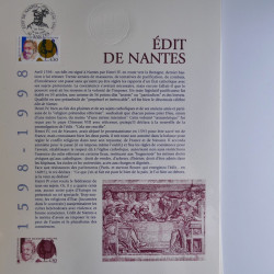 Vrac de timbres de France neufs et oblitérés en un carton.