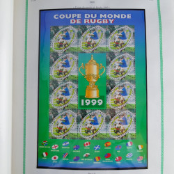 Collection de timbres de France neufs** 1999-2005 en album FO Yvert.